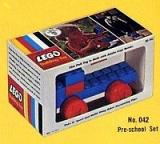 042